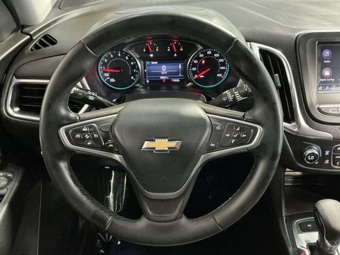 Used 2023 Chevrolet Equinox LT AWD/4WD image 17