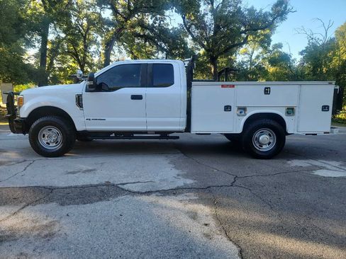 Used 2017 Ford F350 XL w/ Power Equipment Group AWD/4WD image 5