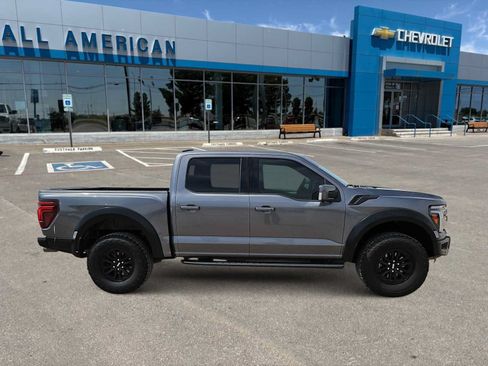 Used 2025 Ford F150 Raptor AWD/4WD image 9