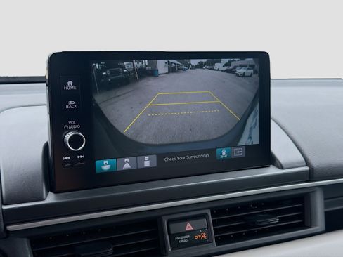 Certified 2024 Honda Pilot Touring image 14