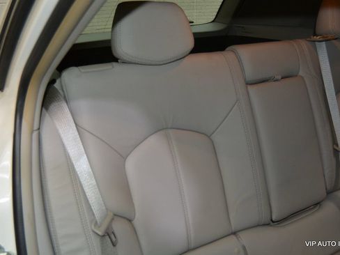 Used 2010 Cadillac CTS Wagon image 23