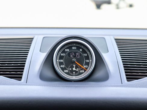 Used 2018 Porsche Macan Sport Edition image 14