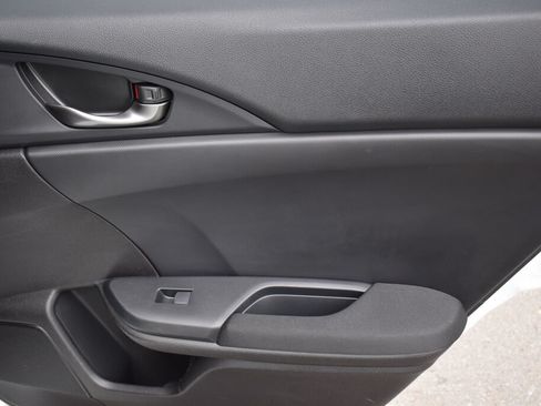 Used 2017 Honda Civic Sport image 22