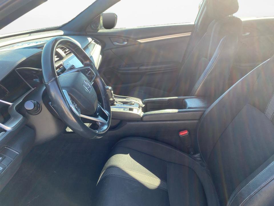 Used 2019 Honda Civic Sport image 11