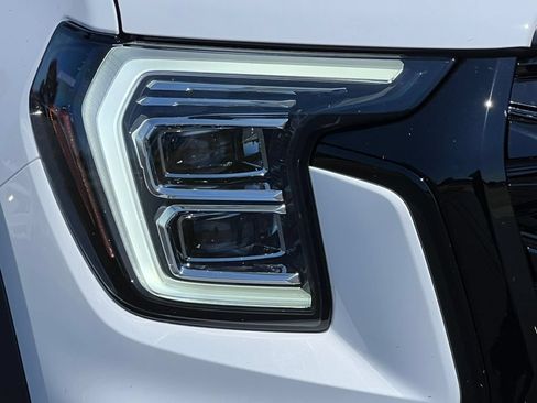 New 2027 GMC Terrain Elevation w/ Elevation Premium Package AWD/4WD image 36