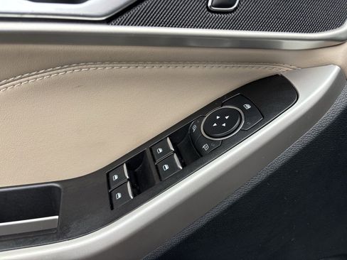 Used 2023 Ford Explorer XLT w/ Equipment Group 202A image 17