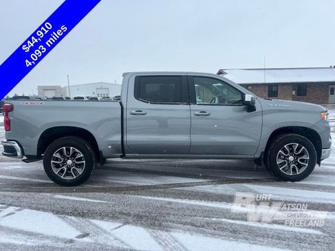 Used 2025 Chevrolet Silverado 1500 LT image 7