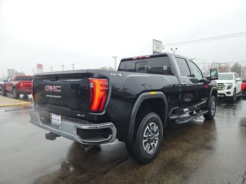 New 2026 GMC Sierra 2500 SLT w/ SLT Convenience Package image 12