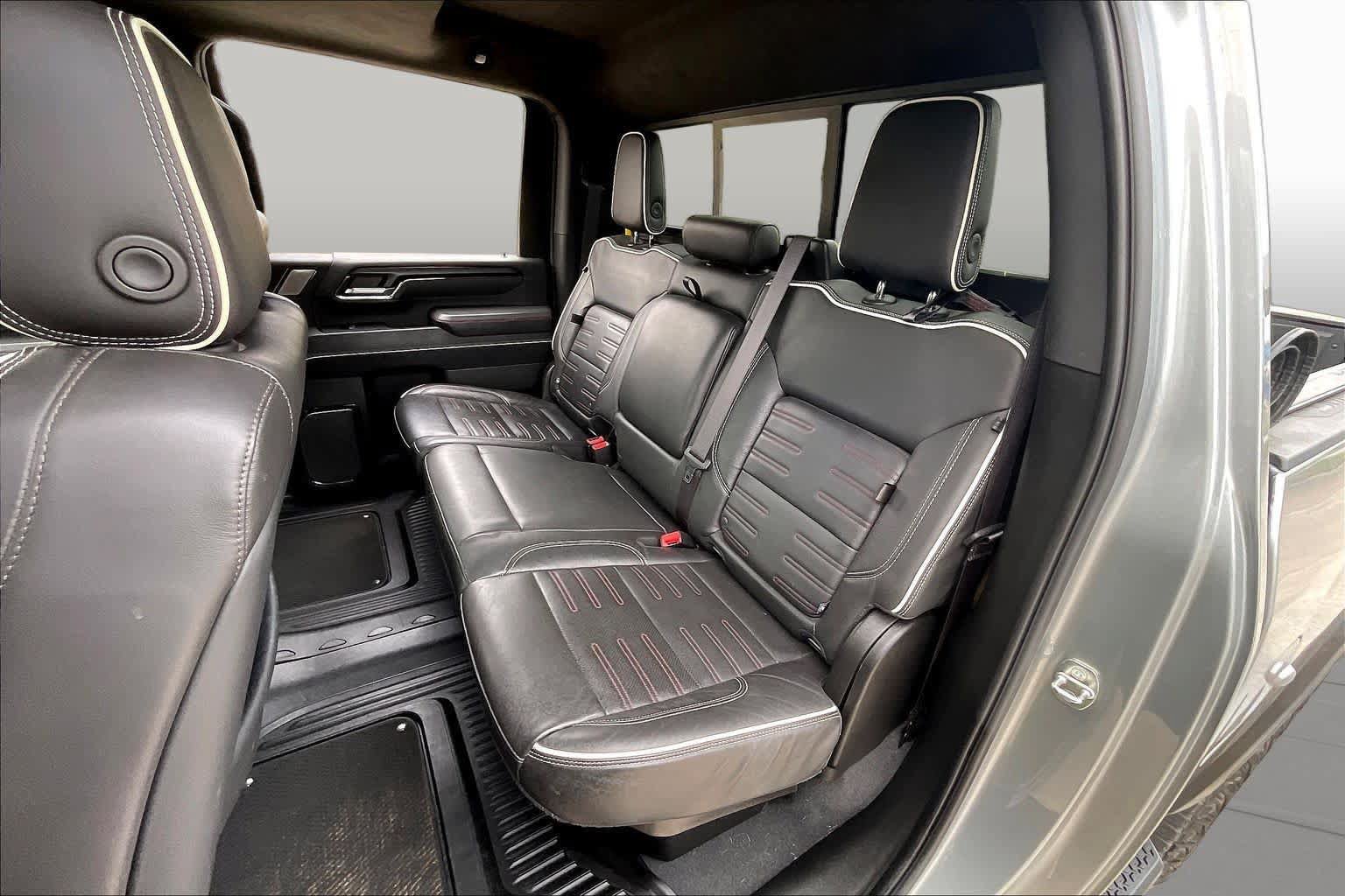 Used 2024 GMC Sierra 2500 AT4X AWD/4WD image 20