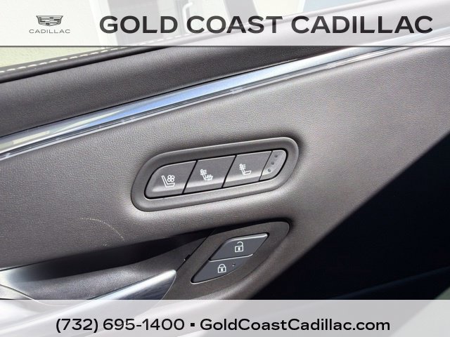 Certified 2024 Cadillac Escalade V w/ LPO, ONYX Package AWD/4WD image 23