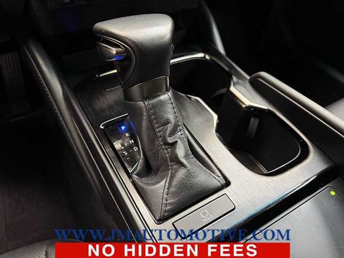 Used 2024 Lexus ES 350 w/ Premium Package image 34