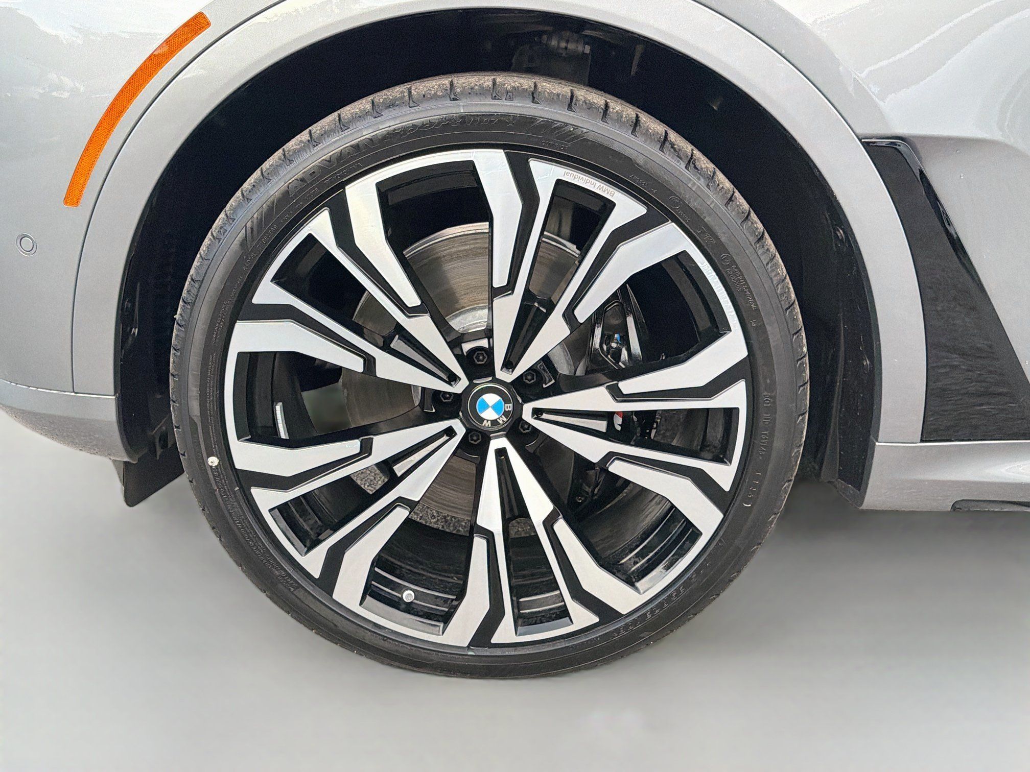 New 2027 BMW X7 M60i AWD/4WD image 43