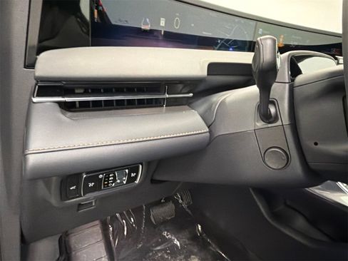 New 2026 Lincoln Nautilus Premier image 33