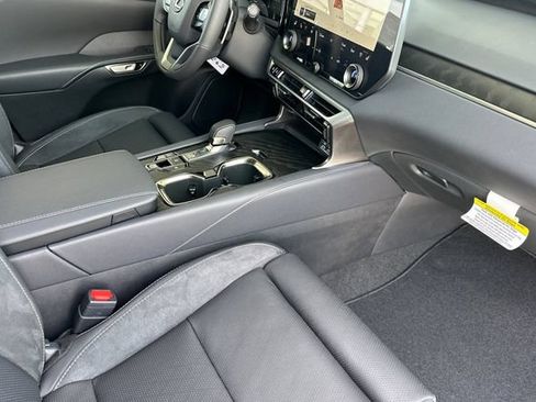 New 2026 Lexus RX 350 AWD/4WD image 14