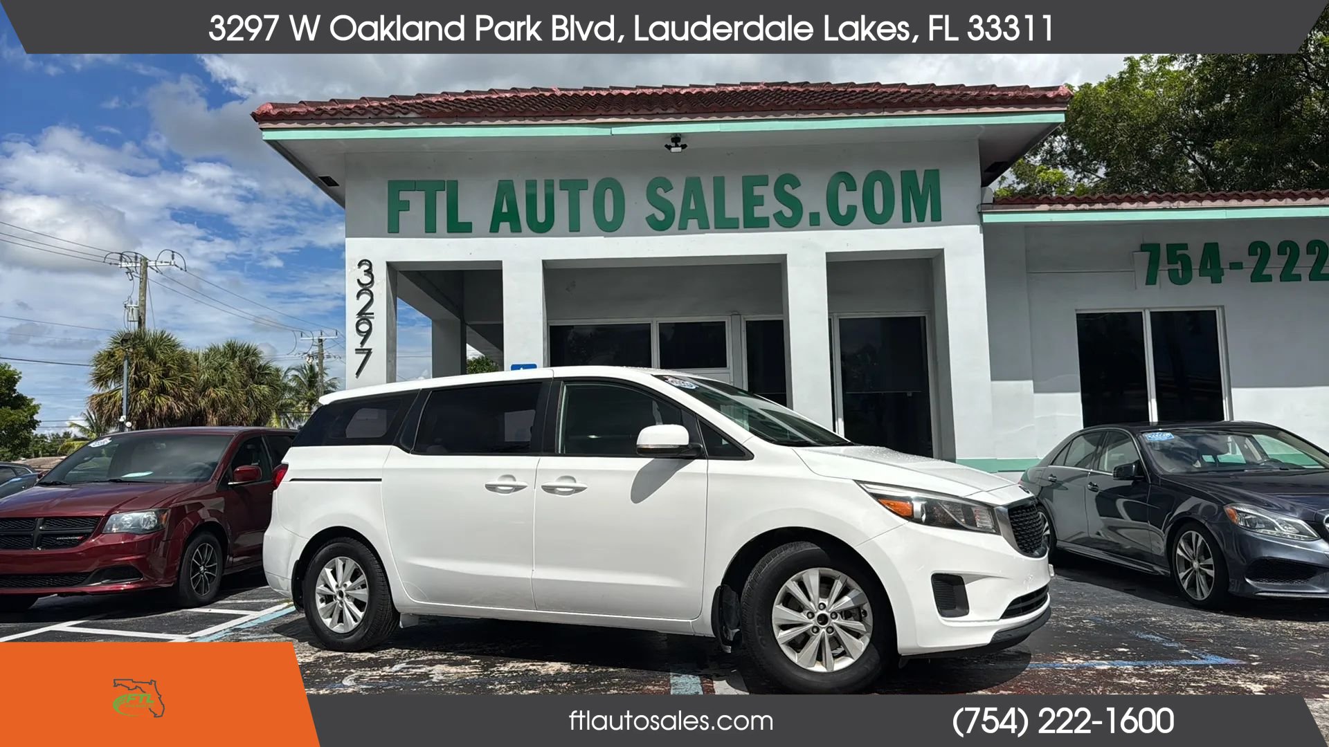 Used 2017 Kia Sedona L FWD image 2