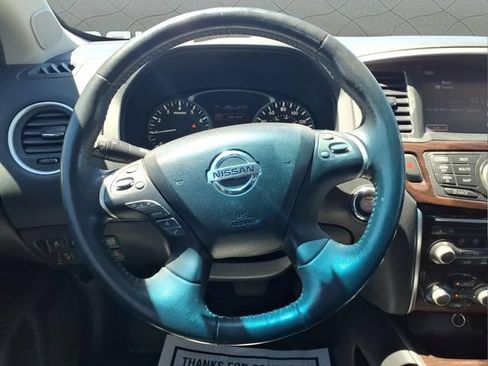 Used 2015 Nissan Pathfinder Platinum w/ Cargo Package AWD/4WD image 19