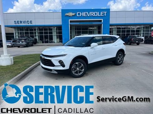 New 2026 Chevrolet Blazer LT w/ LPO, Floor Liner Package FWD image 1