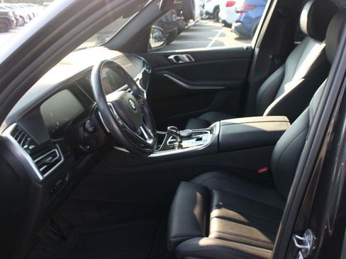 Used 2019 BMW X5 xDrive40i w/ Convenience Package AWD/4WD image 14