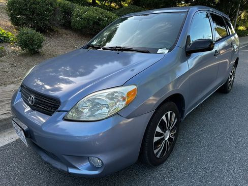 Used 2005 Toyota Matrix FWD image 10
