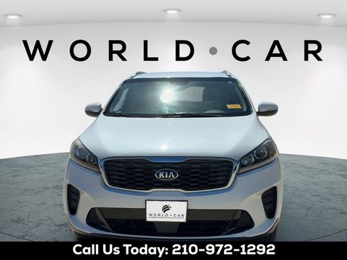 Used 2020 Kia Sorento LX w/ LX I4 Convenience Package image 8