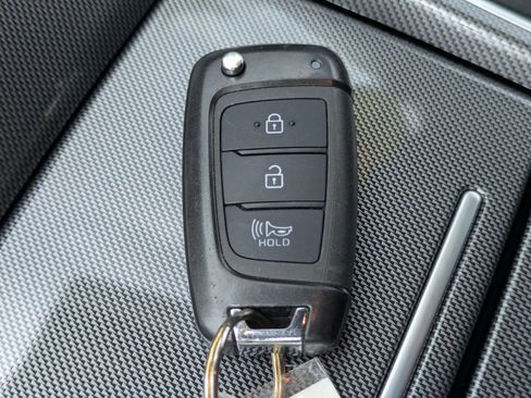 Used 2023 Hyundai Santa Fe SE FWD image 27