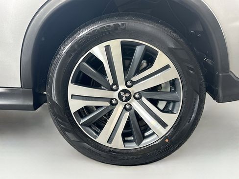 Used 2024 Mitsubishi Outlander Sport SE image 11