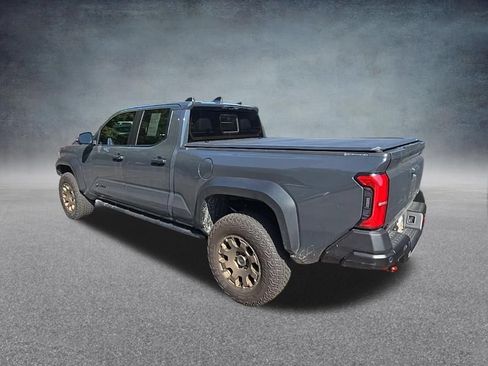 Used 2025 Toyota Tacoma 4x4 Double Cab Hybrid w/ Tow Tech Package image 7