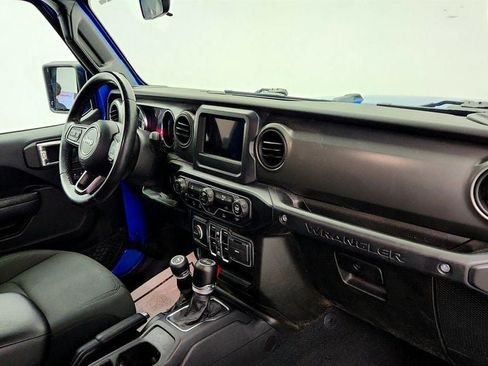 Used 2022 Jeep Wrangler Unlimited Sport AWD/4WD image 25