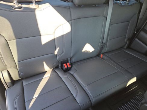 New 2026 GMC Sierra 2500 Pro w/ Convenience Package image 24