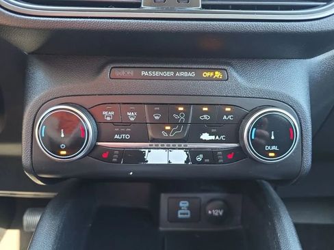 Used 2023 Ford Escape Active AWD/4WD image 31