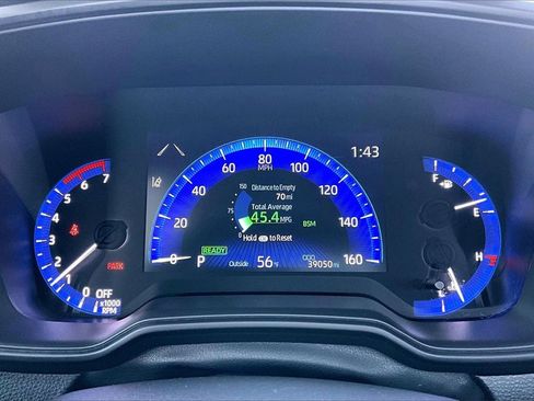 Used 2022 Toyota Corolla LE image 20