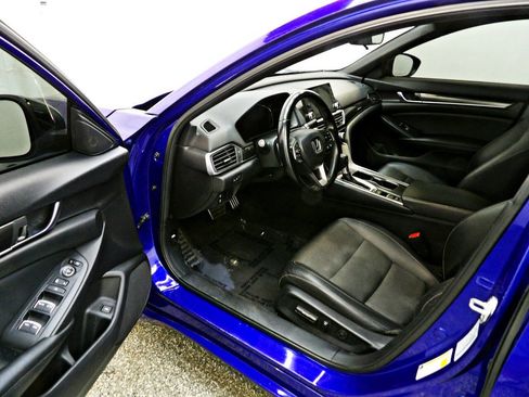Used 2021 Honda Accord Sport image 9