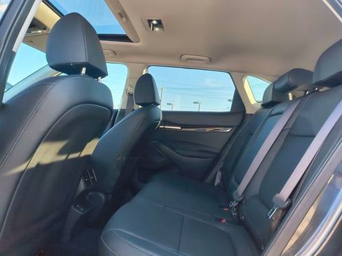 Certified 2024 Kia Seltos SX w/ SX Sunroof Package image 26
