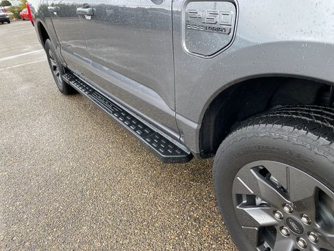 Used 2023 Ford F150 Lightning Lariat AWD/4WD image 36