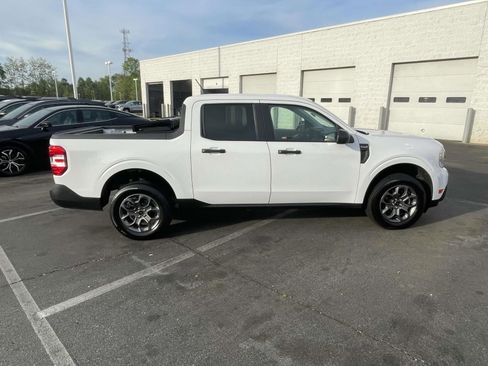 Used 2022 Ford Maverick XLT image 9