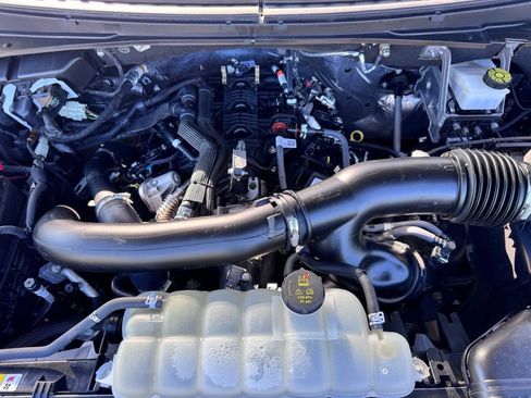 Used 2023 Ford Expedition Limited AWD/4WD image 42