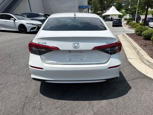Used 2024 Honda Civic Sport image 9