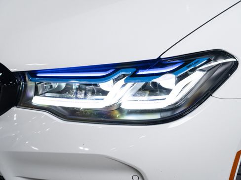 Used 2019 BMW M5 w/ Executive Package image 9