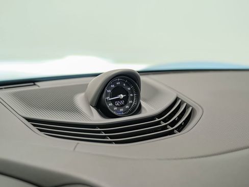 Used 2022 Porsche Taycan 4S image 28