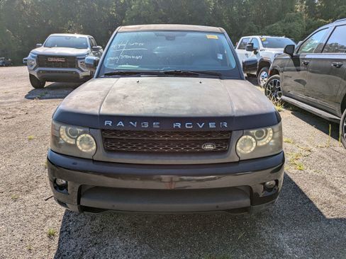 Used 2010 Land Rover Range Rover Sport HSE AWD/4WD image 2