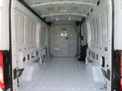 New 2026 Ford Transit 250 148 Medium Roof RWD image 6