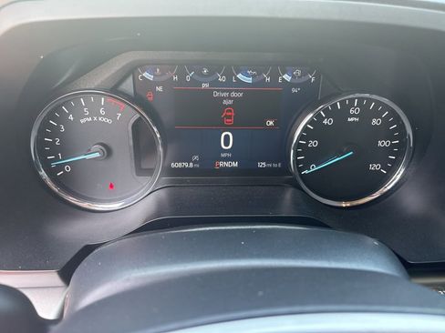 Used 2024 Ford Expedition XLT RWD image 15