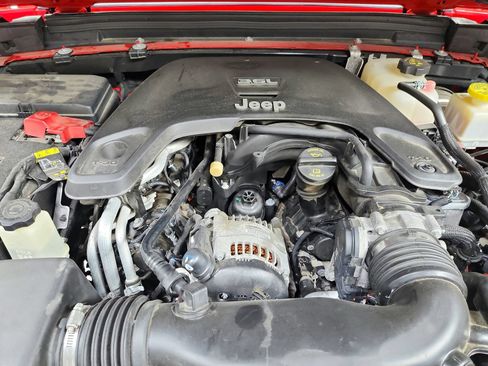 Used 2020 Jeep Gladiator Rubicon AWD/4WD image 17