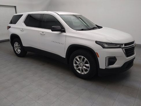 Used 2022 Chevrolet Traverse LS image 11