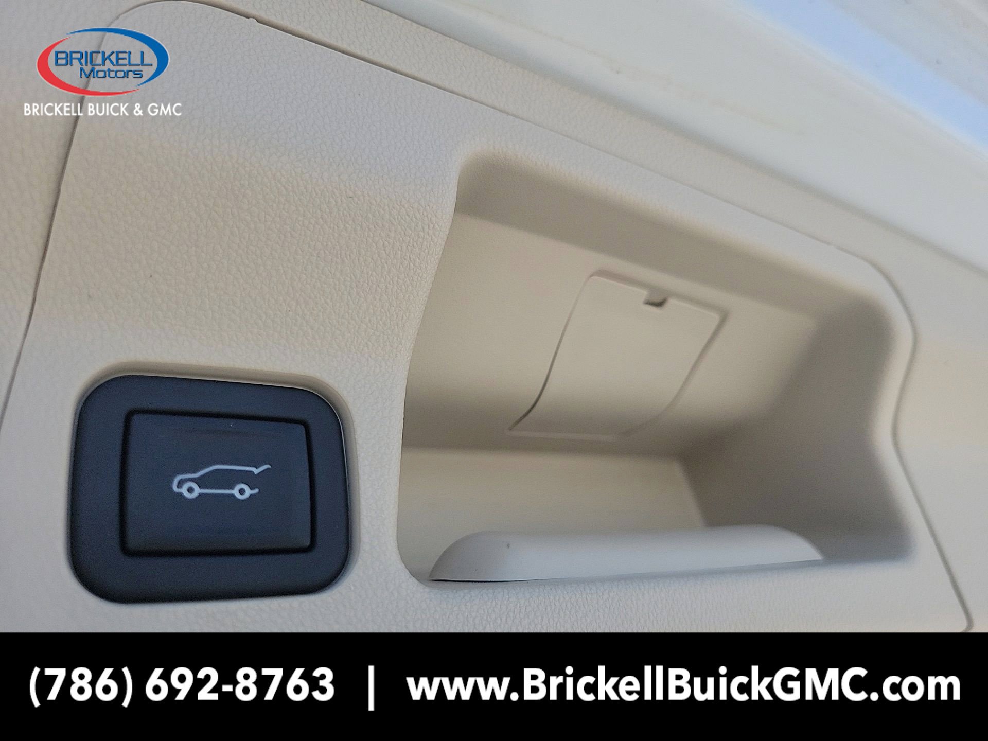 Used 2023 GMC Acadia Denali w/ Denali Ultimate Package FWD image 15