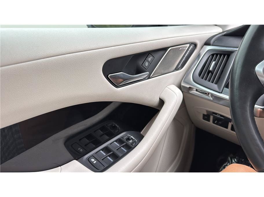 Used 2020 Jaguar I-PACE S AWD/4WD image 31