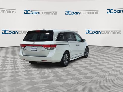 Used 2015 Honda Odyssey Touring Elite image 8