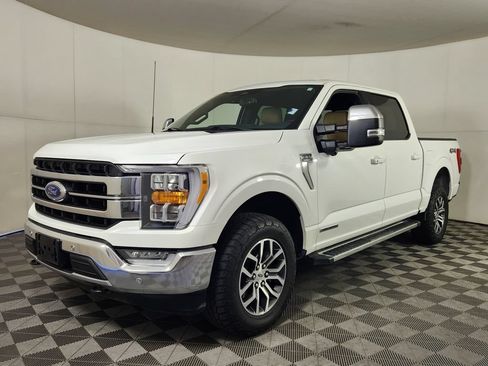 Used 2022 Ford F150 Lariat w/ Max Trailer Tow Package AWD/4WD image 3