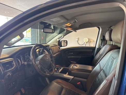 Used 2018 Nissan Titan Platinum Reserve image 16