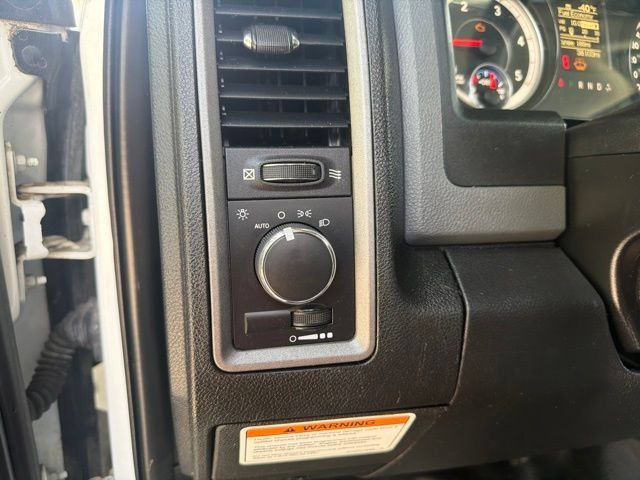 Used 2014 RAM 5500 Tradesman w/ Cold Weather Group RWD image 17